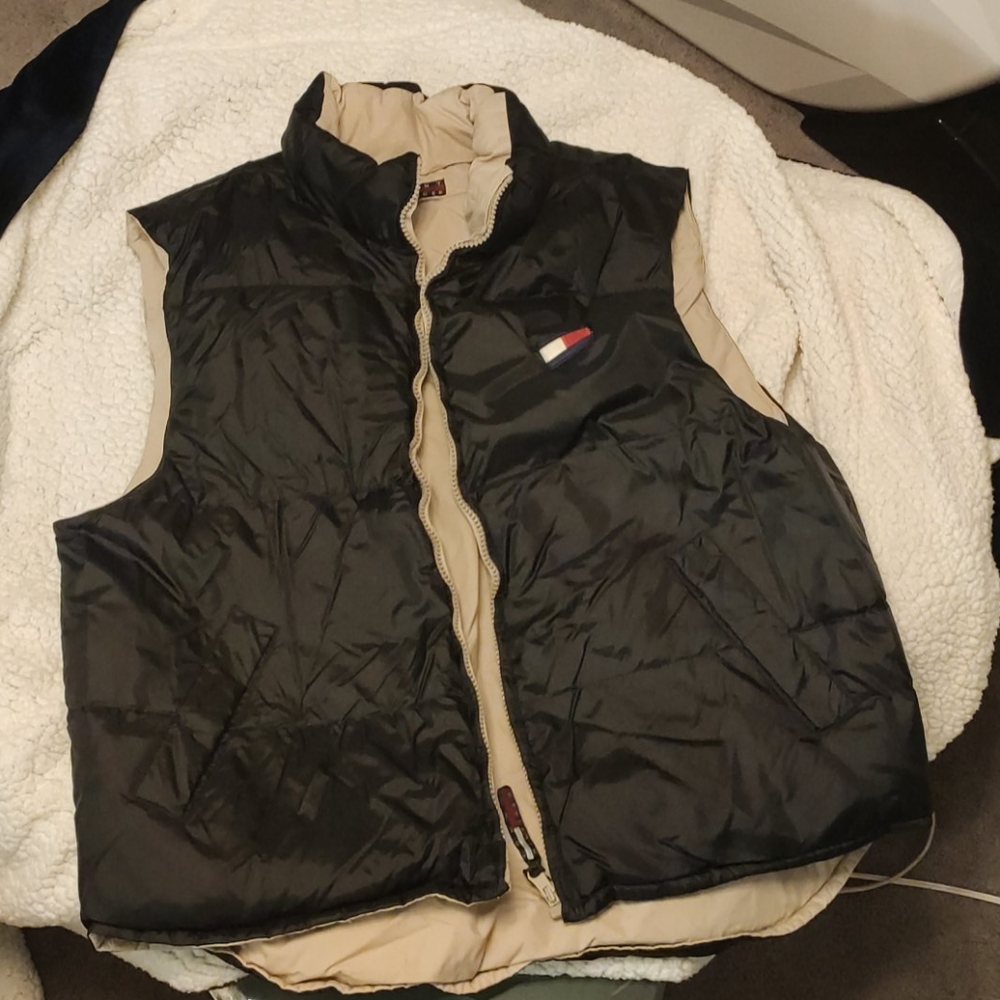 Tommy hilfiger reverseible down filled vest